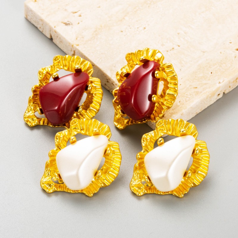 Irregular Alloy Inlaid Resin Earrings Supplier