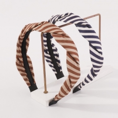 Wholesale Striped Contrast Geometric Simple Headband