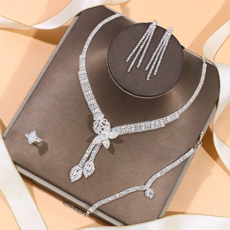 Wholesale Fashion Flower Wedding Bride Necklace Four Piece Set