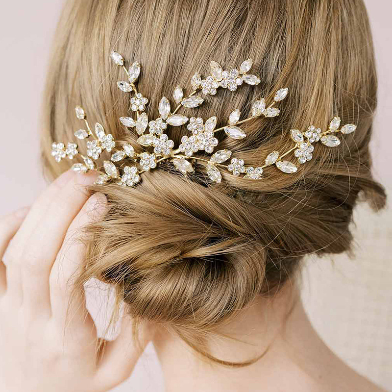 Wholesale Crystal Wedding Dress Fashion Handmade Flower Bridal Hair Comb