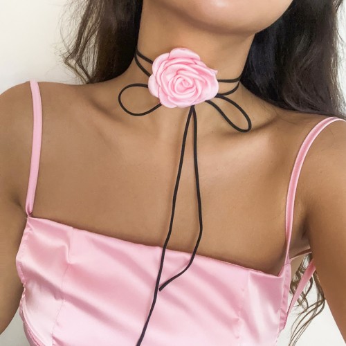 03 Necklace Pink 5572