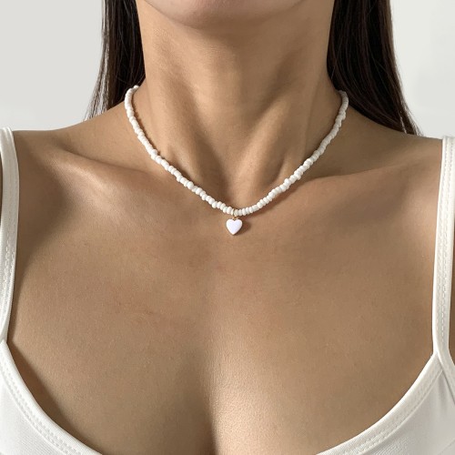 Necklace White 4353