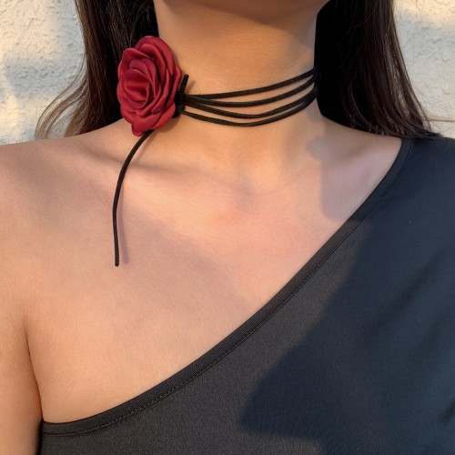 03 Necklace Wine Red 5572