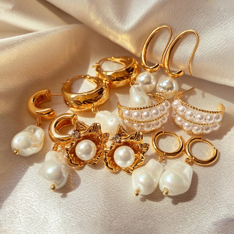 Wholesale Baroque Brass Plated 18K True Gold Pearl Earrings
