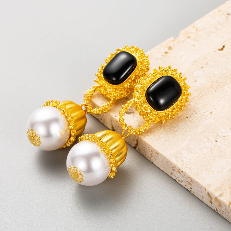 Wholesale Square Geometric Pearl Lantern Earrings