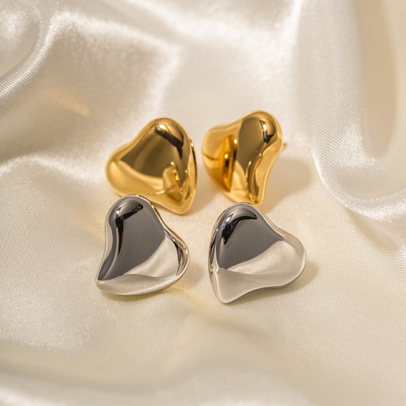 Wholesale 16k Gold Irregular Love Earrings