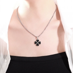 Collar De Trébol De Cuatro Hojas De La Suerte De Acero De Titanio Al Por Mayor Que No Se Desvanece
