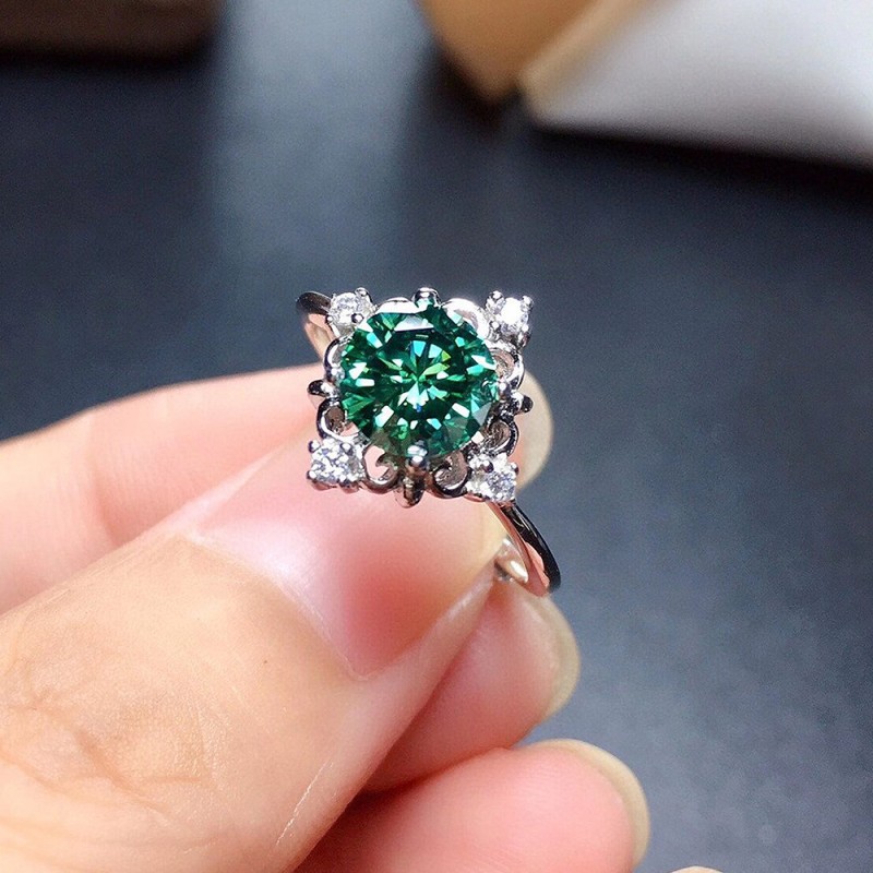 Anillo De Circón Verde Abuela Con Incrustaciones Al Por Mayor