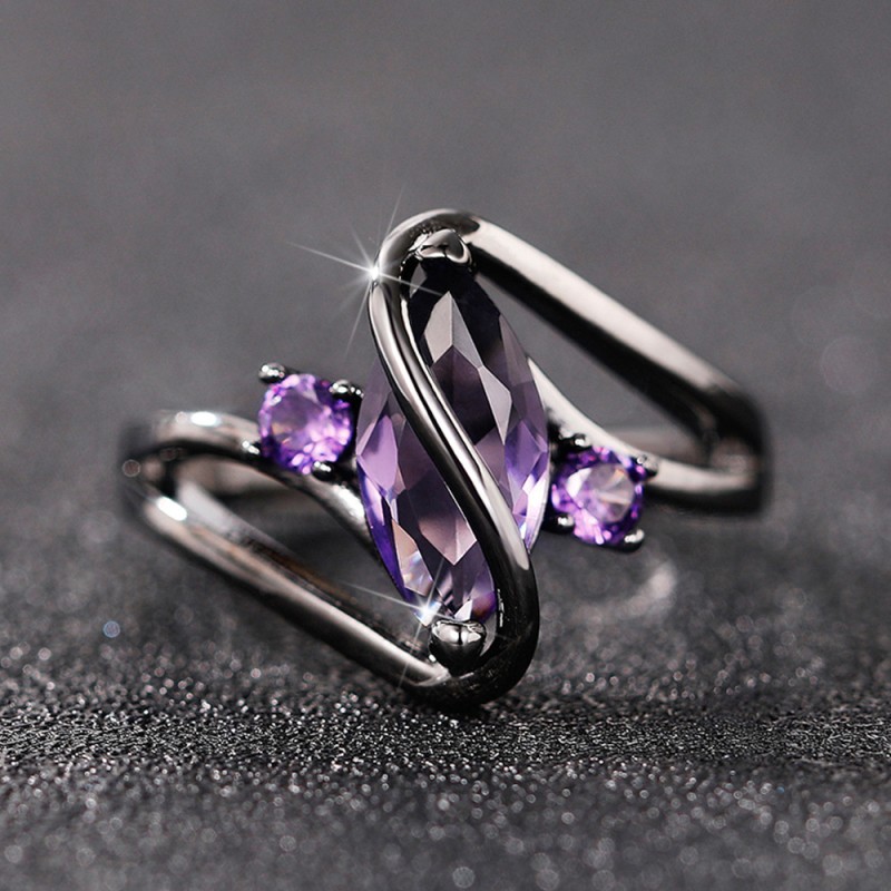 Wholesale Electroplated Gun Black Purple Horse Eye Shaped Ring