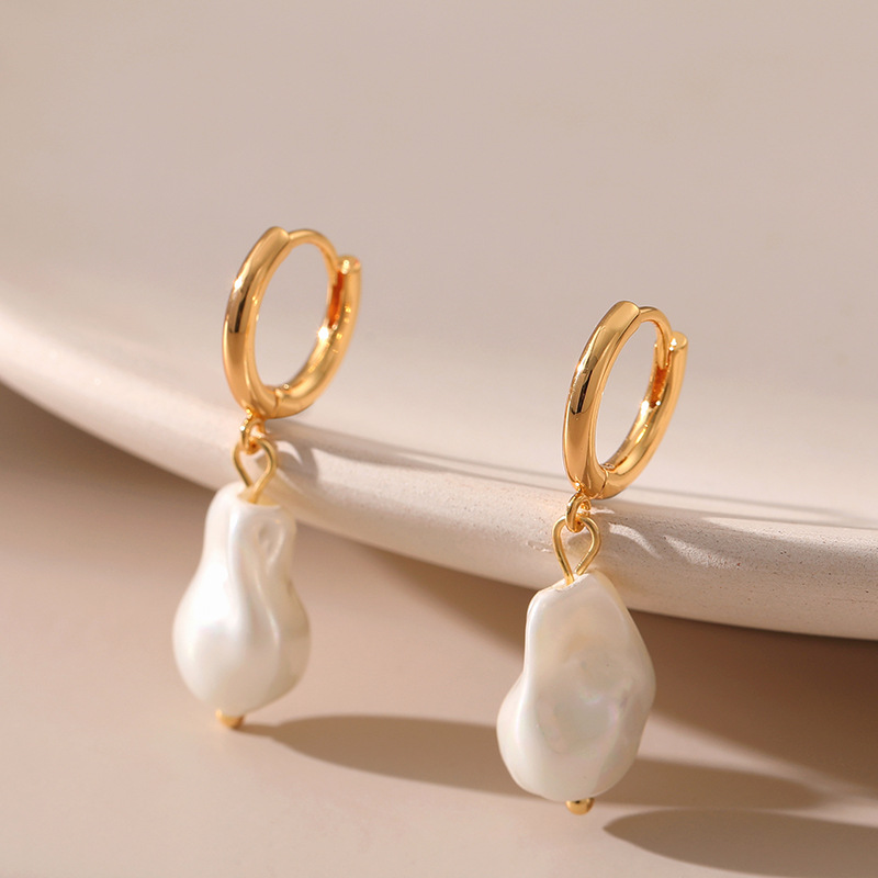 Wholesale Pearl Irregular Earrings