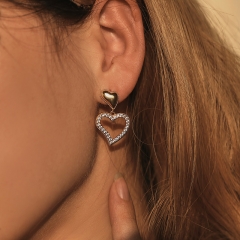 Pendientes De Amor De Oro Real De 18K Chapados Irregulares De Circón Al Por Mayor