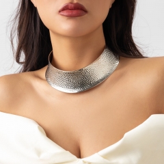 Wholesale Exaggerated Geometric Wide-brimmed Metal Punk Necklace