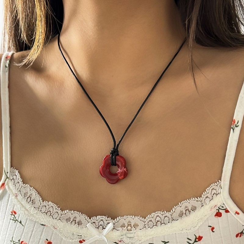 Wax Line Adjustable Simple Acrylic Flower Necklace Supplier