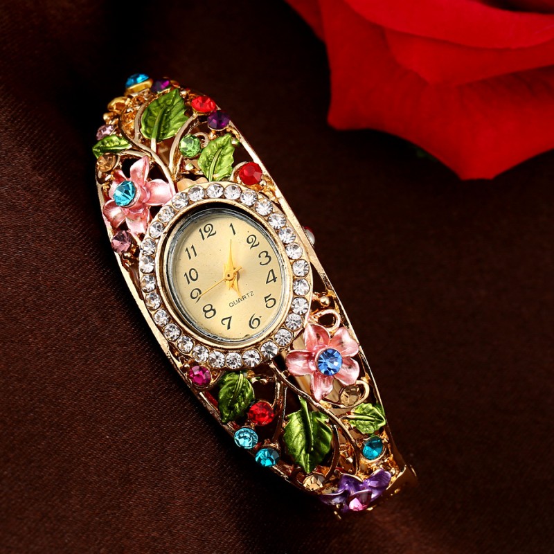 Chinese Style Pastoral Style Diamond Encrusted Ladies Bracelet Watch Wholesalers