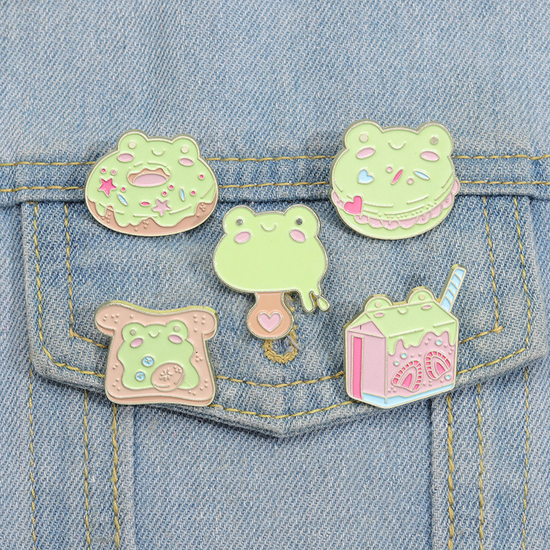 Animal Brooch Cute Frog Dessert Cake Metal Badge Backpack Accessories Decoration Wholesaler