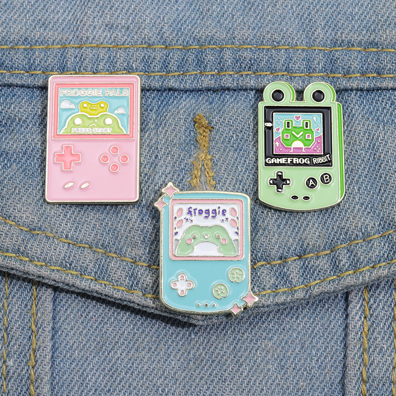 Cartoon Game Machine Brooch Metal Badge Clothing Accessories Silk Towel Buckle Small Frog Medal Wholesaler