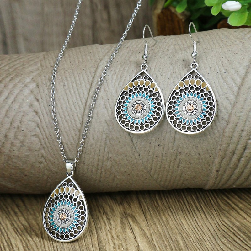 Bohemian Turquoise Earrings Necklace Set Wholesalers