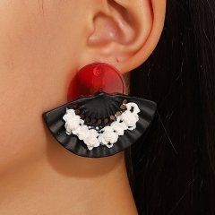 Pendientes En Forma De Abanico En Relieve Tridimensional Mayorista