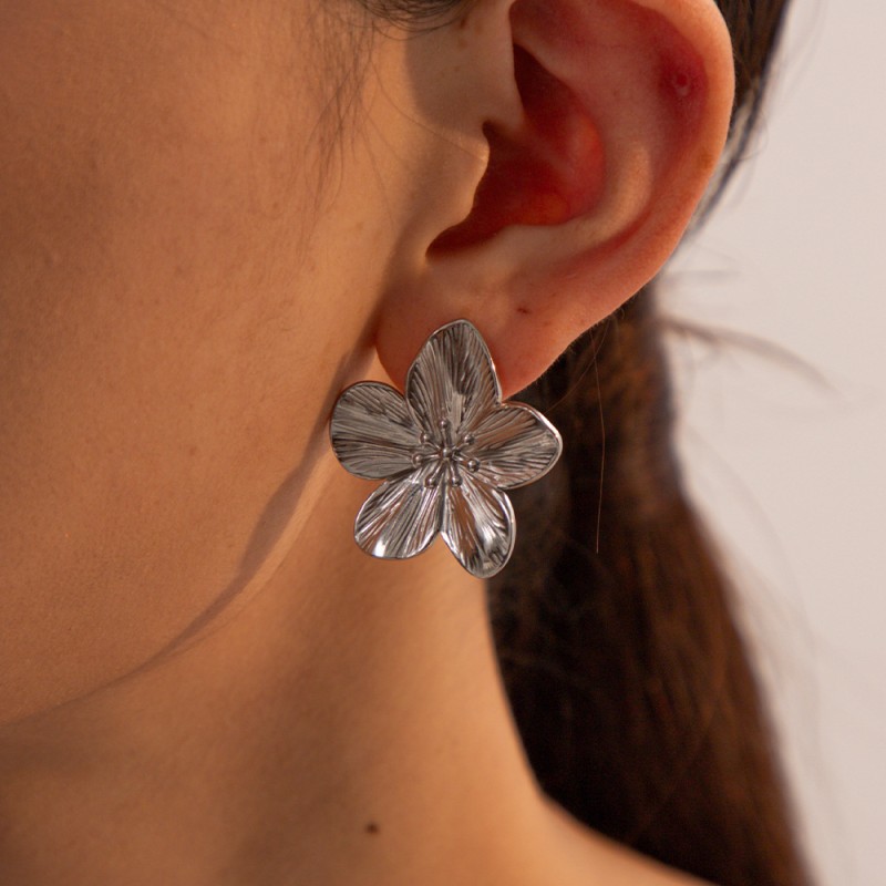 Titanium Steel Flower Earrings Wholesalers