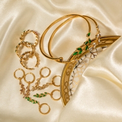 18K Gold Stainless Steel Leaf Shape Set Zircon Ring Ear Buckle Bracelet Wholesaler