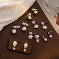 Silver Needle Heart Shape Geometric Pearl Earrings Wholesaler
