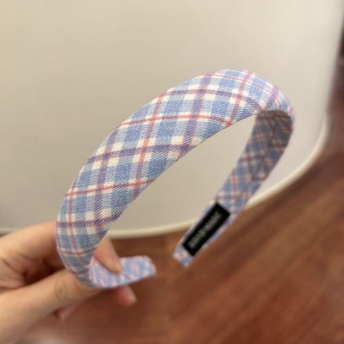 Plaid-B