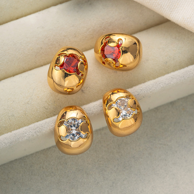 Diamond-encrusted Oval Stud Earrings Wholesalers