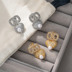 Full Diamond Love Pearl Earrings Wholesalers