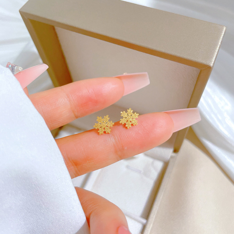 Gold Foil Snowflake Earrings Wholesalers