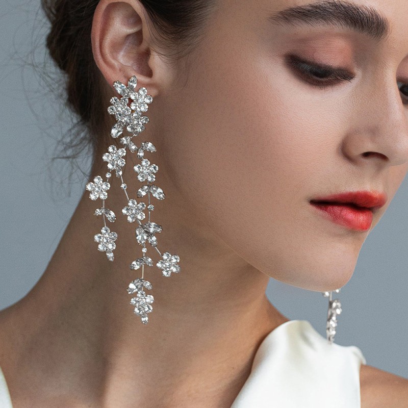 Diamond Flower Crystal Earrings Wholesalers