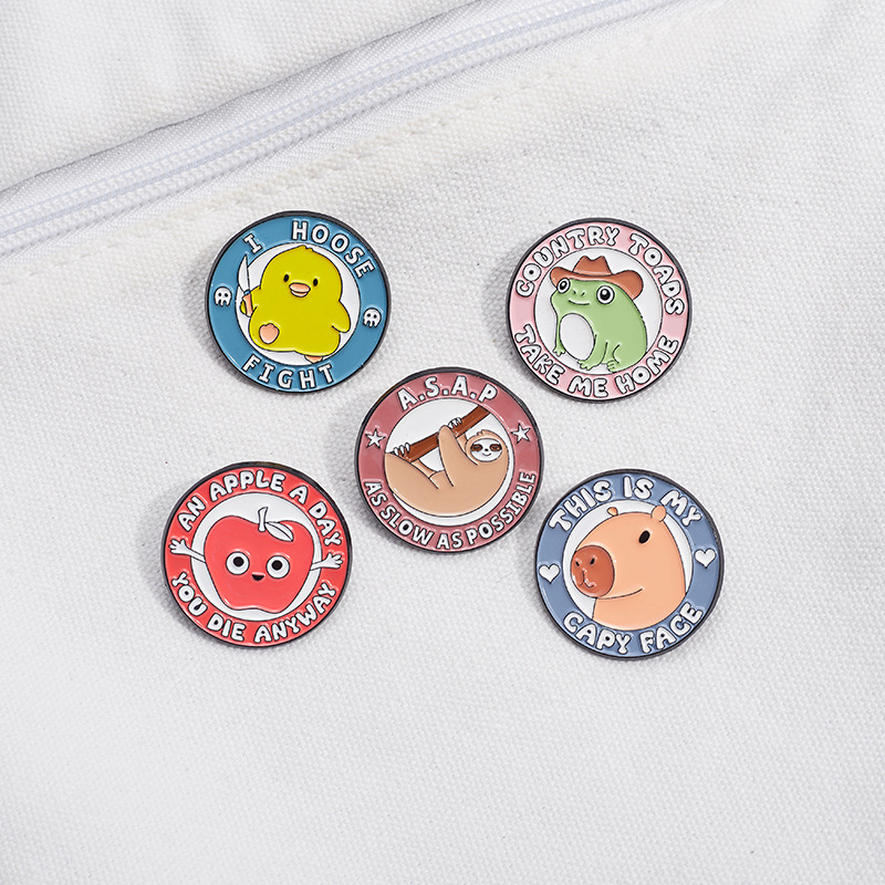 Round Animal Frog Sloth Badge Wholesaler