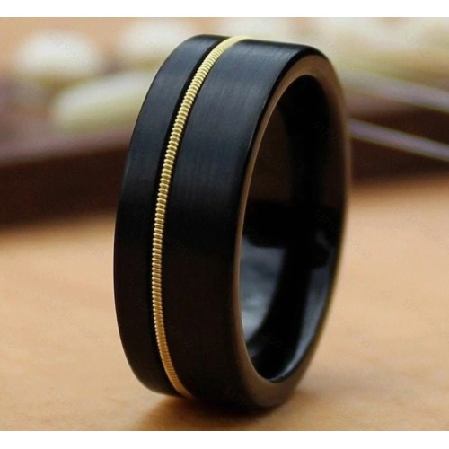 8MM Black