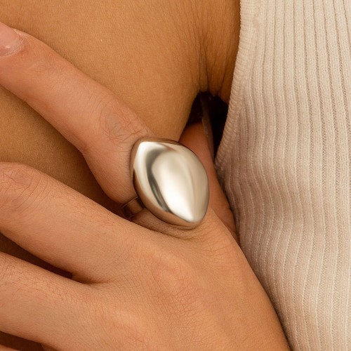 05 White 