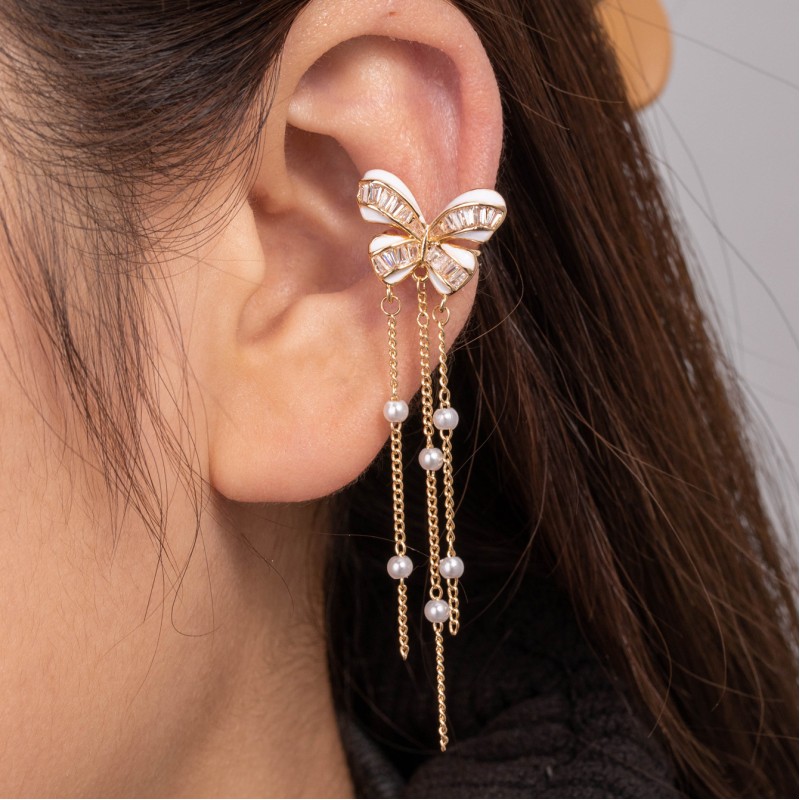 Mayorista De Clips De Oreja De Cartílago Con Flecos De Mariposa Con Incrustaciones De Circón