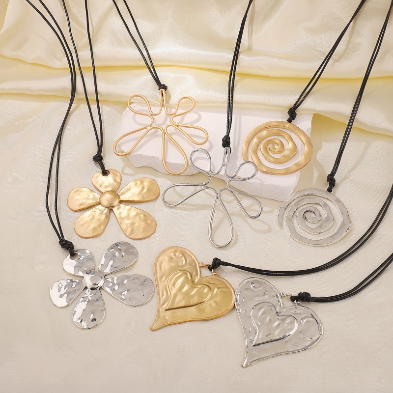 Spin Flower Love Pendant Bow Tie Necklaces Wholesalers