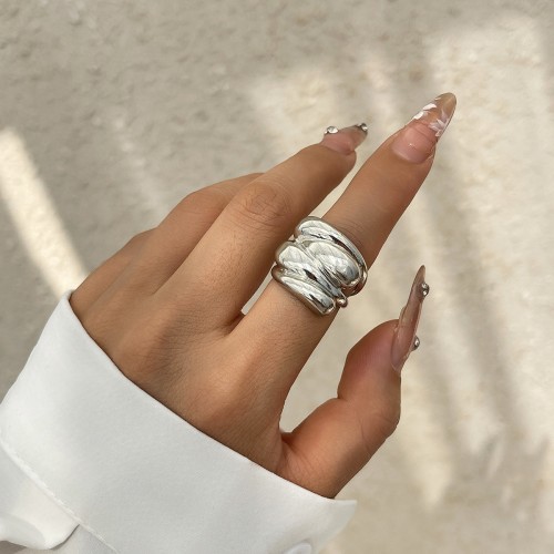 R-White