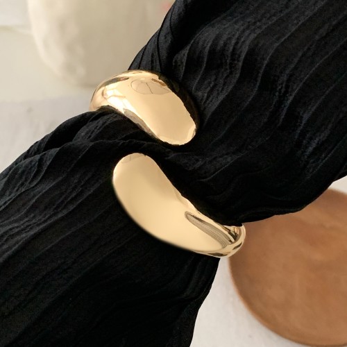 01 Gold