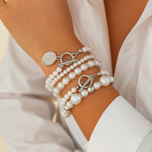 02 White K