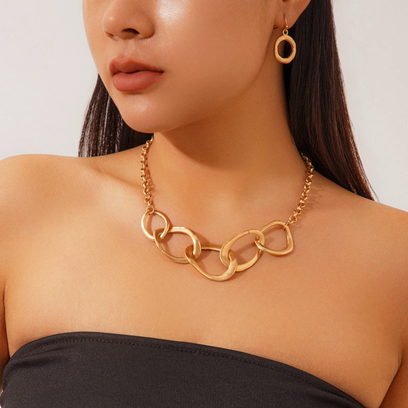 Splicing Ring Openwork Necklace Wholesalers