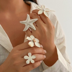 Mayorista De Anillos De Perlas Tridimensionales De Flores De Cinco Pétalos