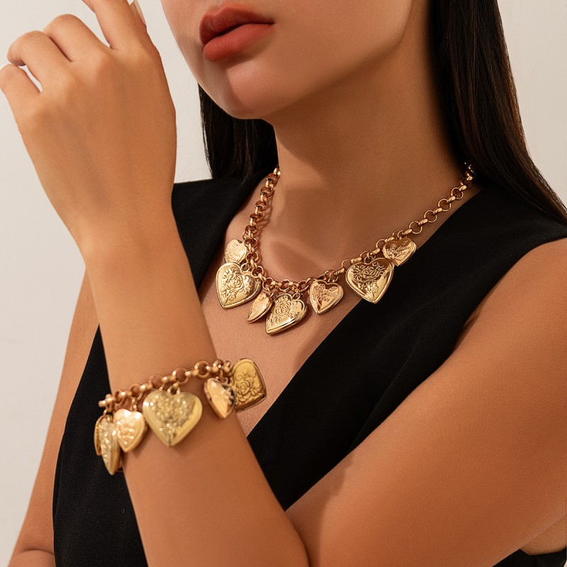 Peach Heart Ots Buckle Chain Necklace Bracelet Suit Wholesaler