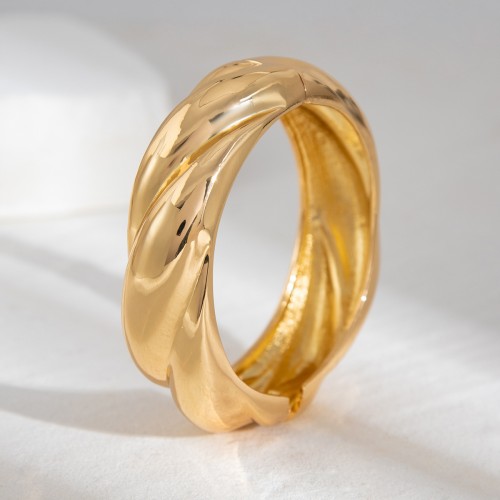 01 Gold