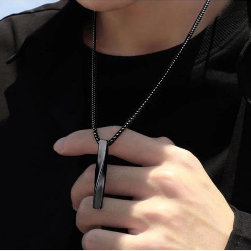 Lado En Espiral De Acero Inoxidable Para Hombres Y Mujeres Con El Mismo Estilo Collar Mayorista
