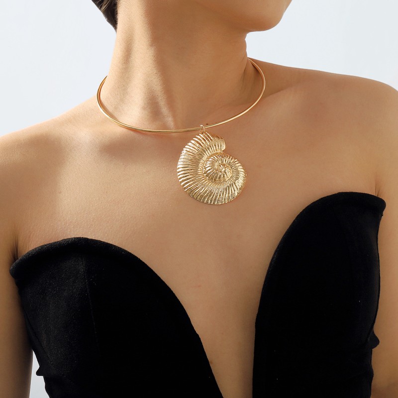 Stereo Conch Collars Wholesalers