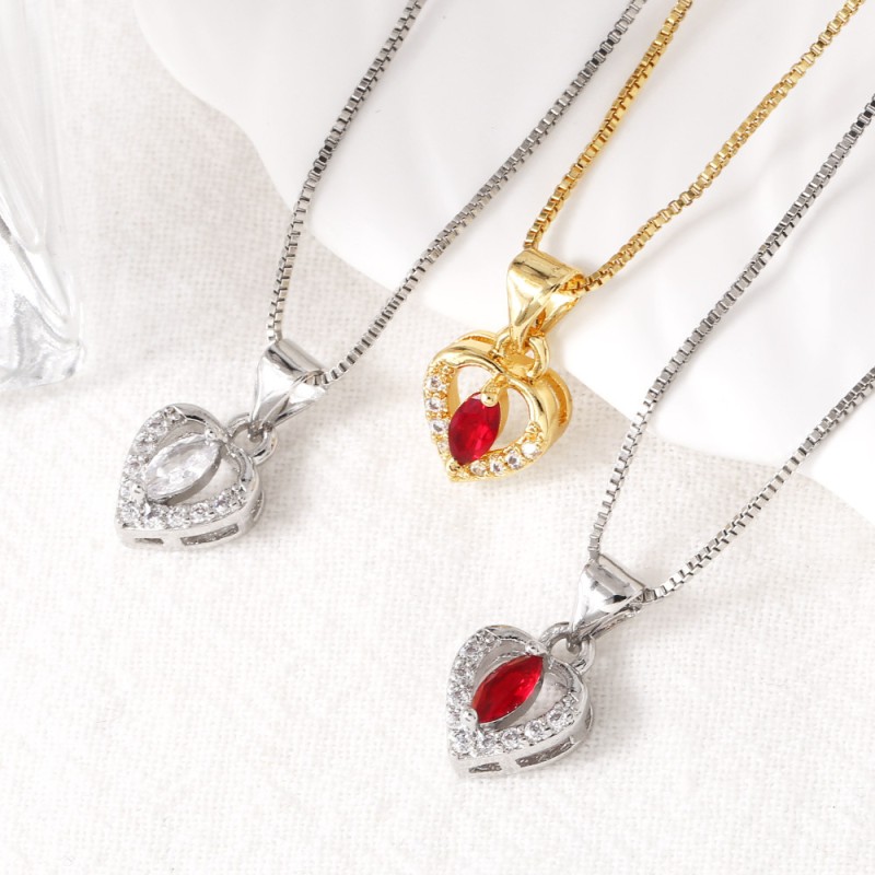 Hollow Heart Pendant Necklace Wholesaler