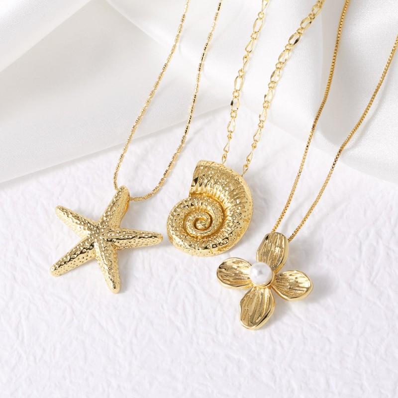 Pearl Conch Necklace Wholesaler
