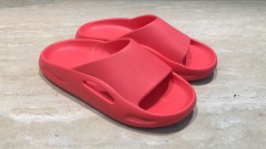 New style soft women men slippers