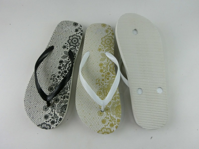 Women beaty flip flop