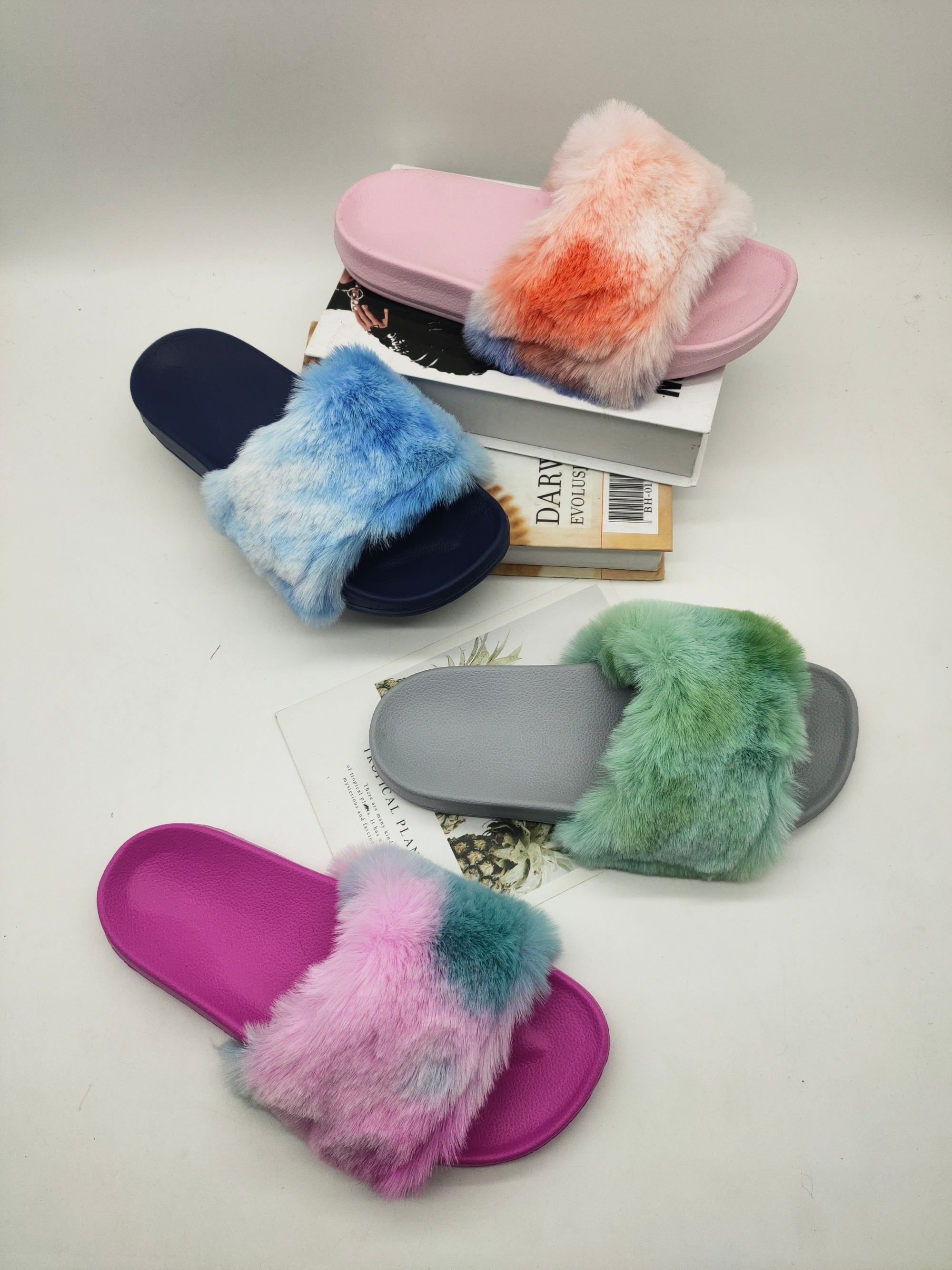 Wholesale new women fur slippers