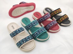 women classic slippers